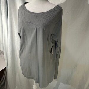 Xersion NWT Seamless Long Sleeve Workout Top – Nickel Gray, Size XL Activewear